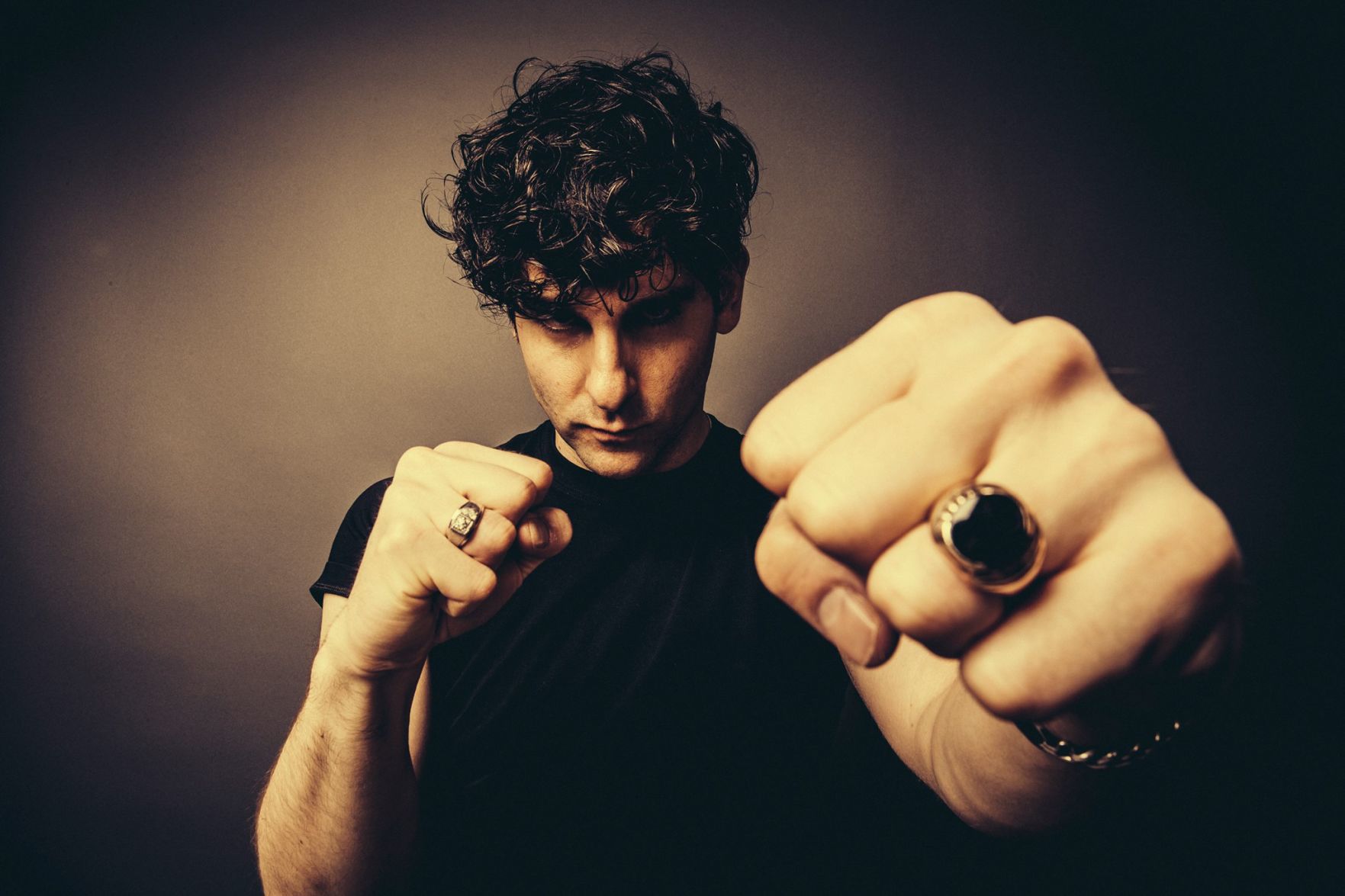 Low Cut Connie